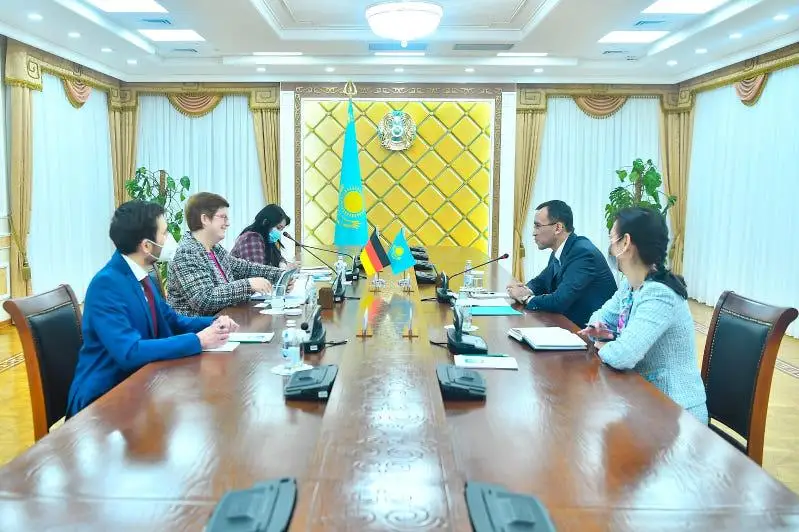Сенат Төрағасы Германия елшісімен кездесті 