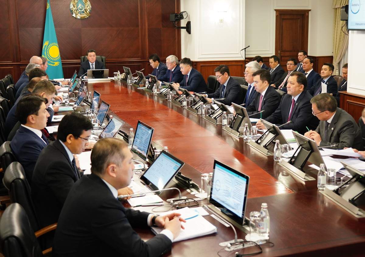 Мамин азық-түлік өнімдерінің бағасына қатысты тапсырма берді