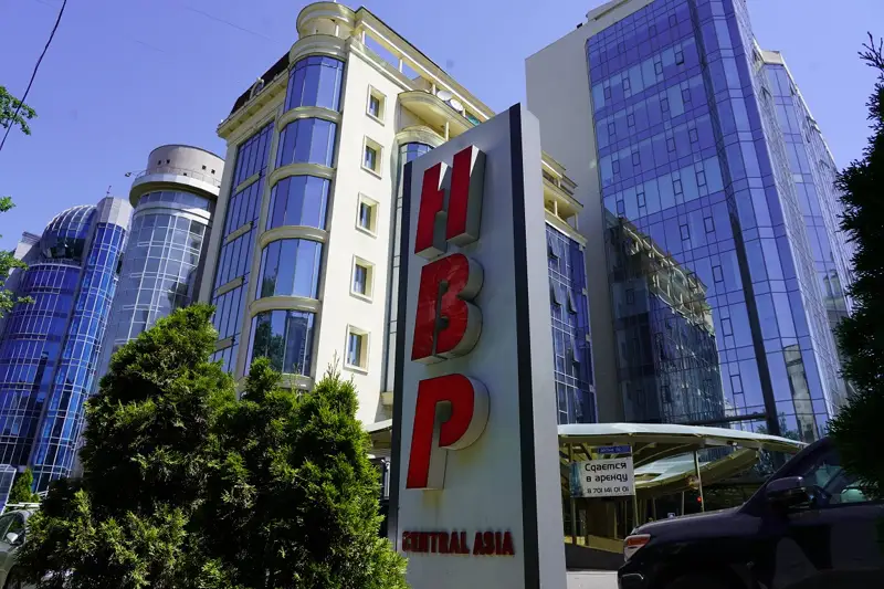 Ақорданы «аңдыған» Лю Хаудың қайда жұмыс істейтіні белгілі болды