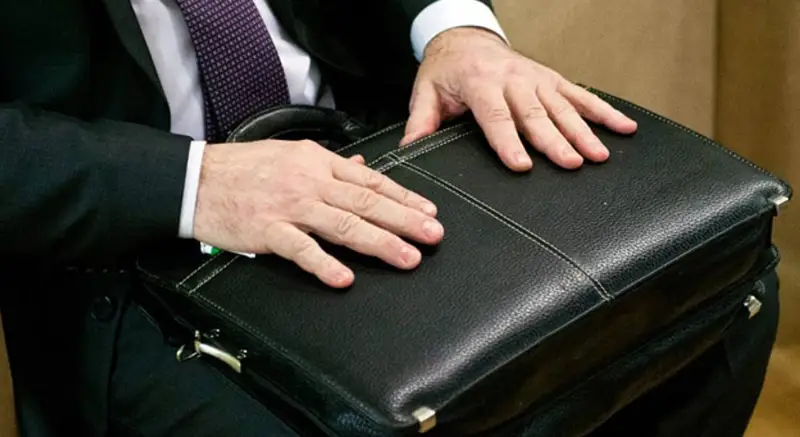 Әкім болу қанша тұрады?