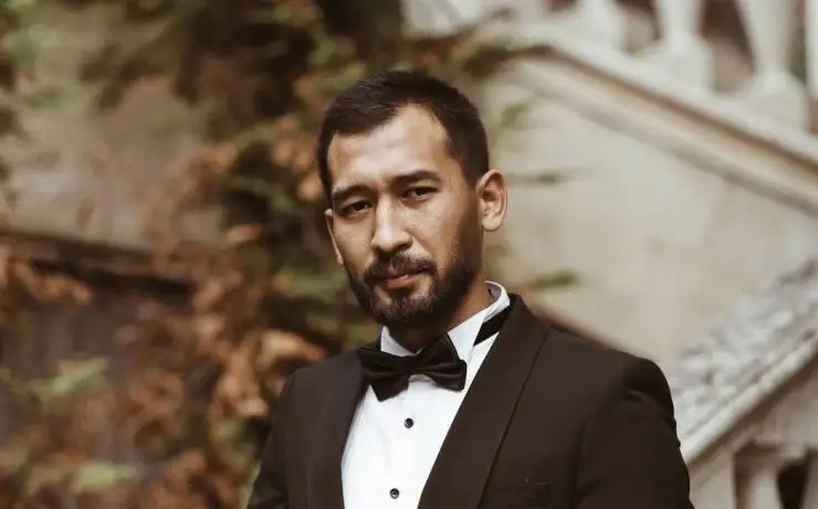 Актер Жандос Айбасов Катардағы ӘЧ-нің ресми видеосына түсті 