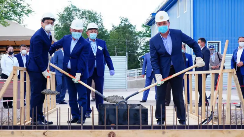 Біртановтың жанында болған Мамин мен Сапарбаев оқшауланды