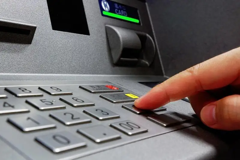 Алматыда ұрылар 4 банкоматты тонап кетті