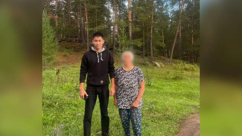 ШҚО полицейлері орманда адасып кеткен әжені іздеп тапты