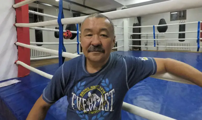 Тұрсынғали Еділов: Біздің боксшыларды федерация мен бапкерлері шаршатты