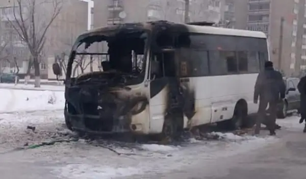 Петропавлда автобус өртенді  