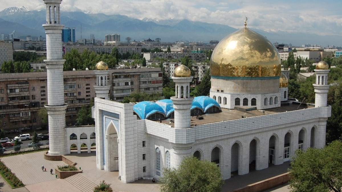 Алматы мешіттерінде жұма намазын оқуға тыйым салынады