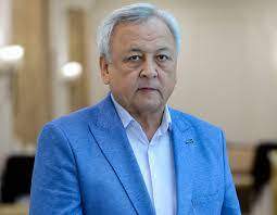 Мереке Құлкенов – Жазушылар одағының төрағасы 