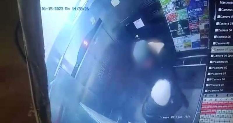 Астана тұрғыны әйелін лифтіде соққыға жыққан