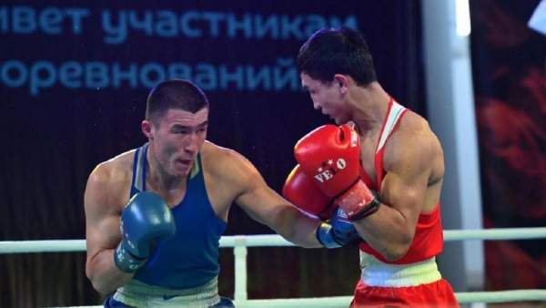 Бокстан әлем чемпионаты: Нұрқанат Райыс алғашқы жекпе-жегінде жеңіске жетті