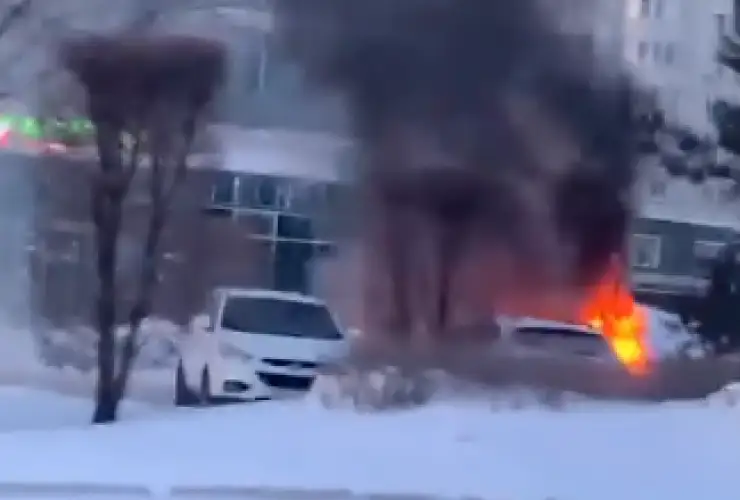 Елордада автокөлік өртенді