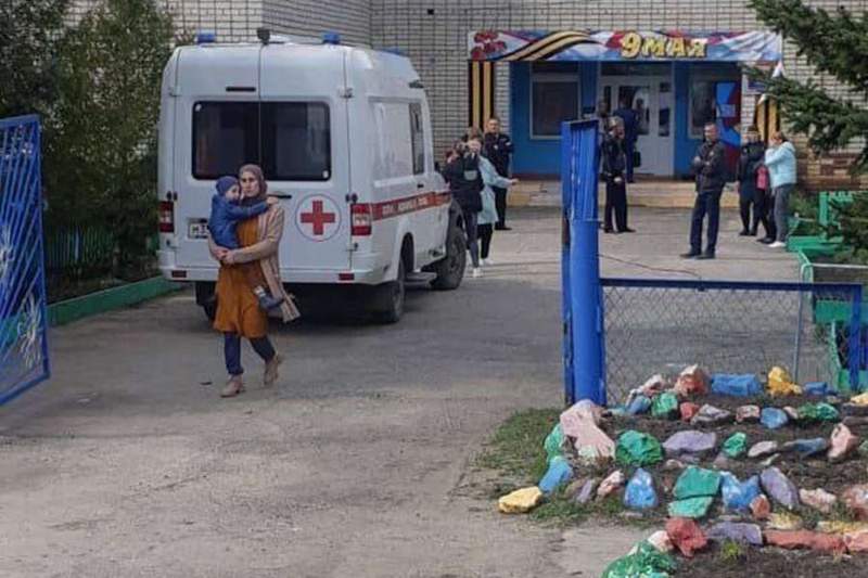 Ресейде белгісіз біреу балабақшада атыс шығарды
