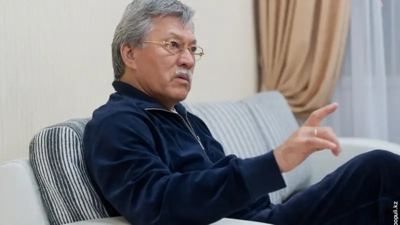 Досхан Жолжақсынов марапатталды