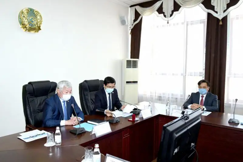 Аймағамбетов Тараз университетінің жаңа ректорын таныстырды