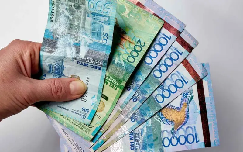 Жемқорлық туралы хабарлаған адамдарға 5,7 млн теңге берілді