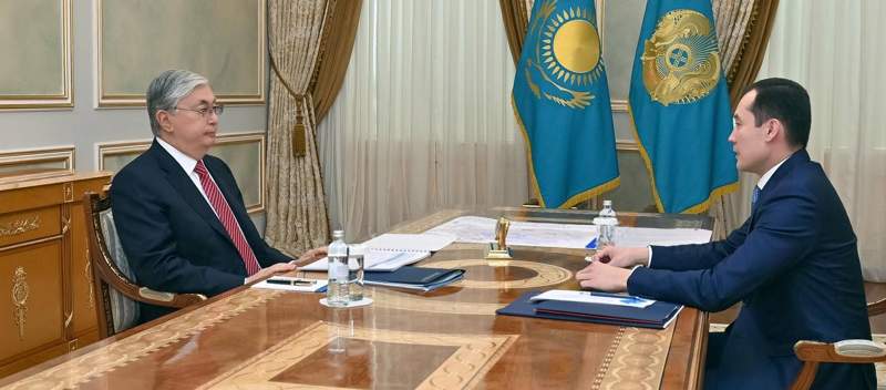 Тоқаев «QazaqGaz» ҰК» АҚ басқарма төрағасы Санжар Жаркешовті қабылдады