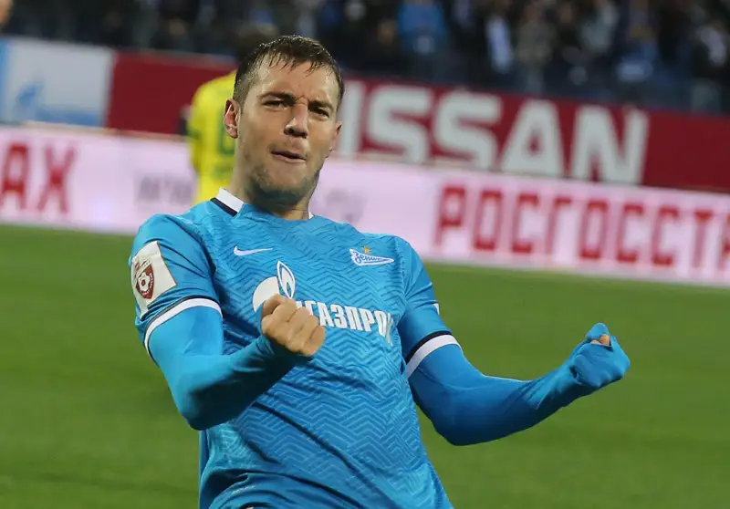 Танымал футболшының интим видеосы желіде тарады