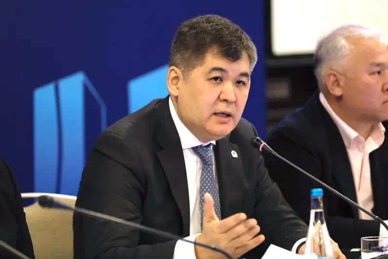 Әріптестеріне коронавирус жұқтырмау үшін тікұшақ пайдаланған: Біртановтың адвокаты мәлімдеме жасады