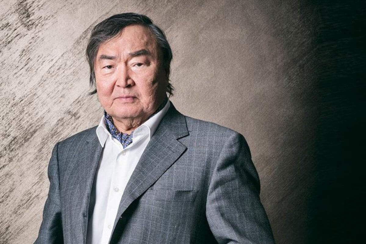 Олжас Сүлейменов партиясын қайта жандандырмақ