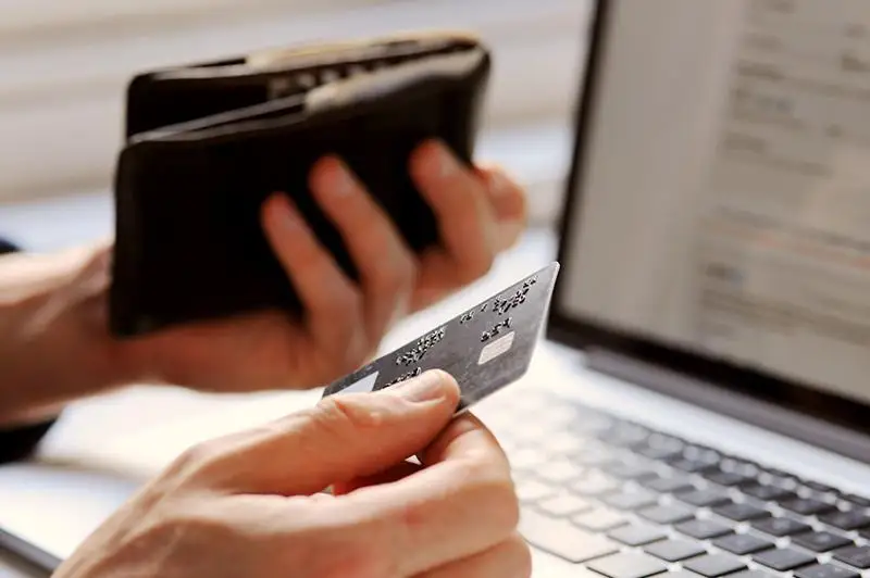 Банк қызметкері халықтың депозитінен 32 млн теңге жымқырған