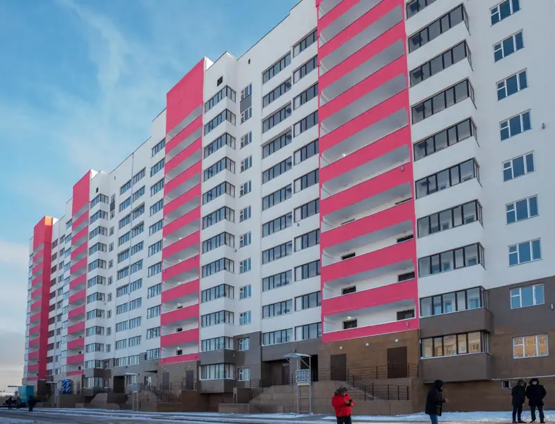 Нұр-Сұлтандағы құрылысы ұзаққа созылған үйлердің саны 2 есе азайды