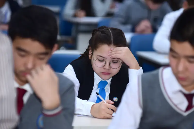 Қазақ тілін тереңдетіп оқытатын мектеп енді болмайды