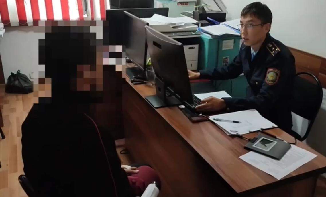 Түркістан облысында дәрігерді пышақтаған емделуші ұсталды