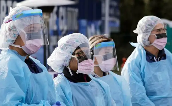 COVID-19 және пневмония жұқтырған 1111 медицина қызметкері төлем алды