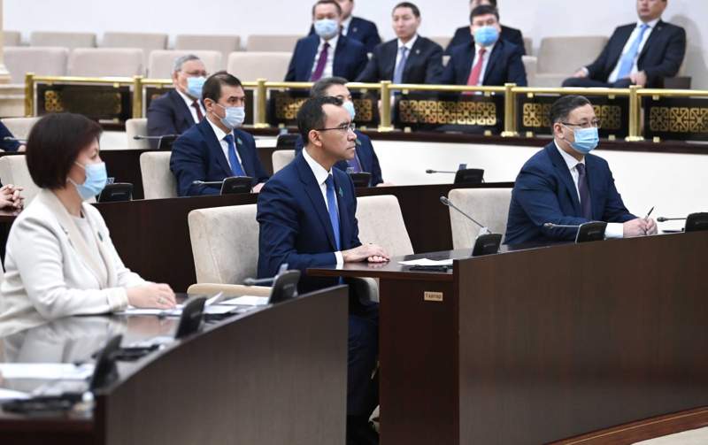Мәулен Әшімбаев Сенат төрағасы болып сайланды