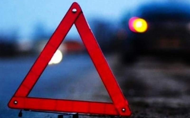 Елордада автобус трактормен соқтығысып,  бірнеше адам зардап шекті 