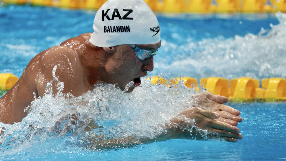 Дмитрий Баландин жартылай финалға жолдама алды