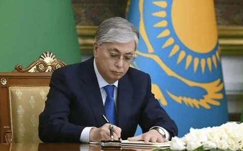 Мемлекет басшысы Қазақстан Республикасының Әлеуметтік кодексіне қол қойды