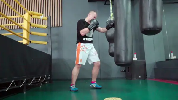 Кәсіби бокс кеші қай телеарнадан көрсетіледі?  