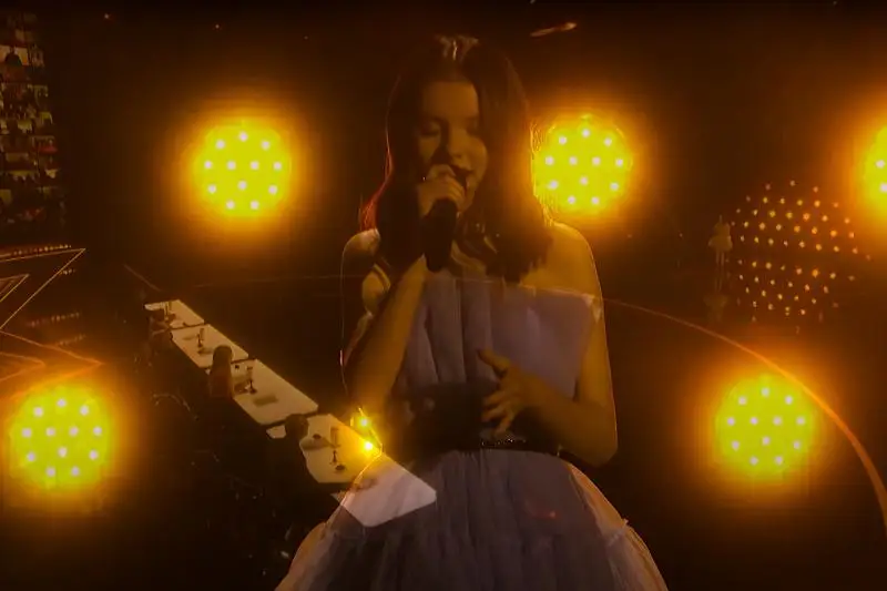 Тулешова үздік өнер көрсетті