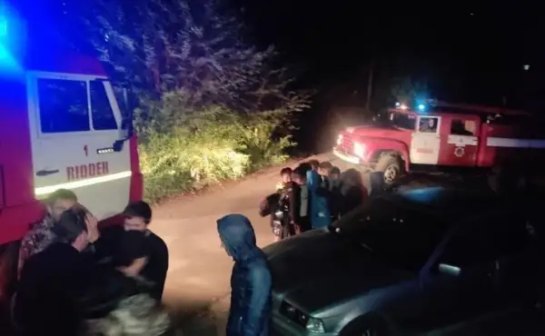 Риддерде спортшы балалар жатқан қонақүй өртенді 