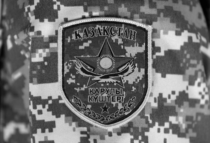 Оқу-жаттығу кезінде парашютпен секірген сарбаз қаза тапты