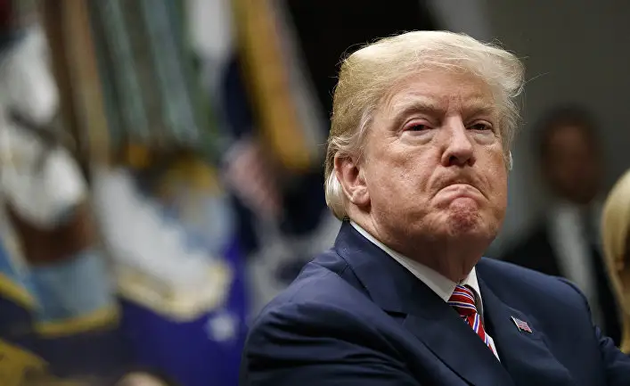 Трамп тіресуге көшті