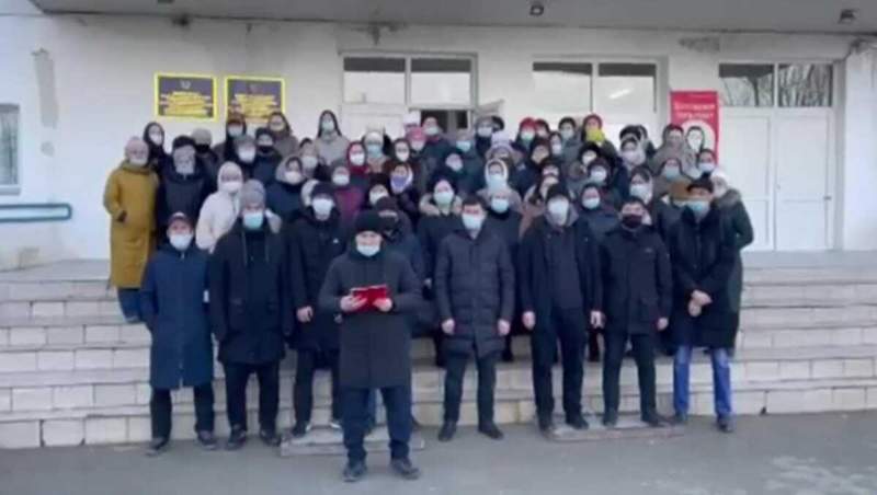 Жаңаөзенде мұғалімдер наразылық акциясына шықты