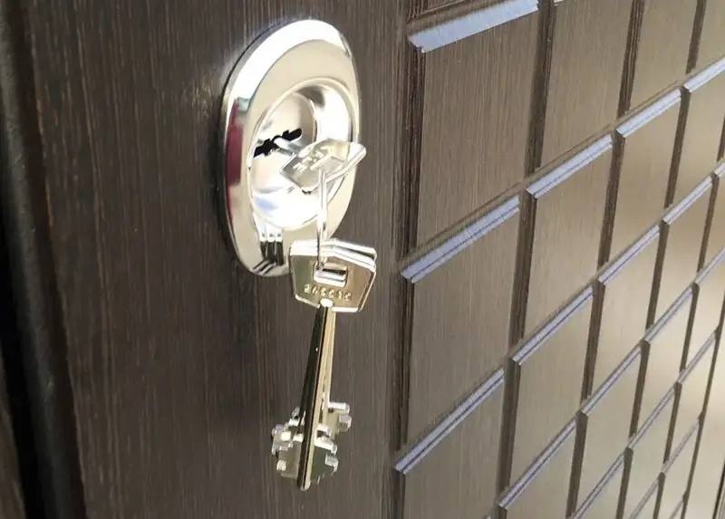 Алматыда екі жасөспірім жалға алған пәтерлерін қайта жалға беріп, алаяқтық жасаған
