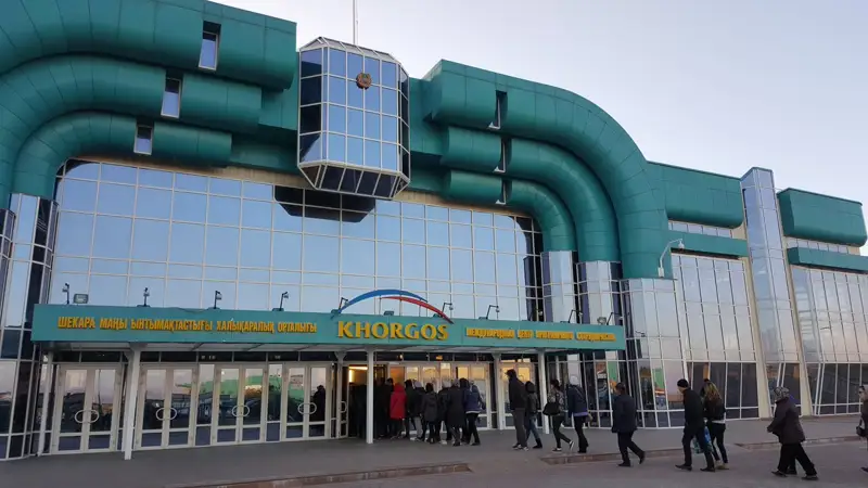 Президент кедендегі қылмыстық топтарды анықтаудың нәтиже бермегенін айтты