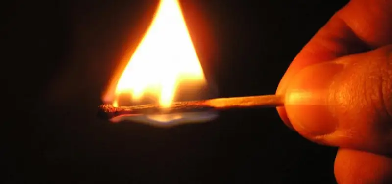 Шымкентте баспана өртенді