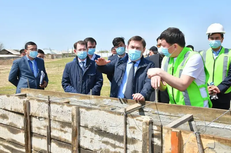 Тәулігіне 500 адам қабылдайтын емхана құрылысы жүргізілуде 