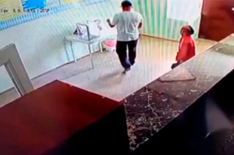 Науқас балаға арналған қайырымдылық жәшігін ұрлап кетті