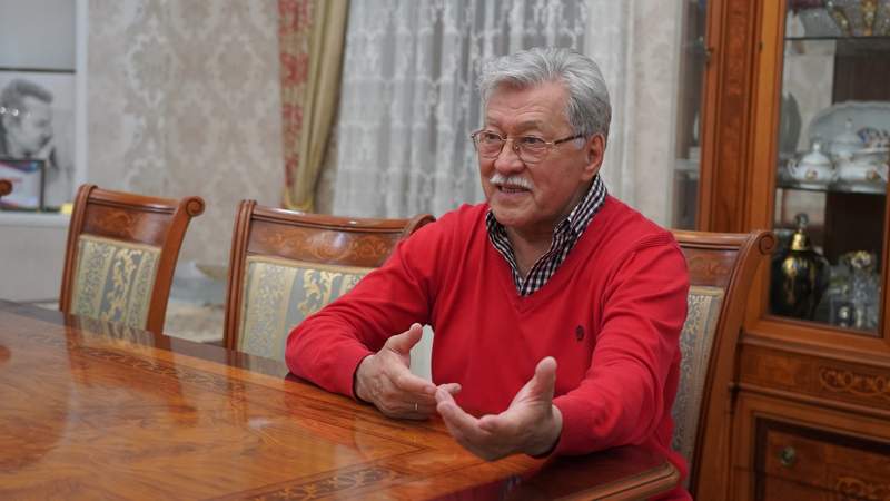 Досхан Жолжақсынов: Ұлтыма тиіскен «махровый шовинистерді» аямаймын!