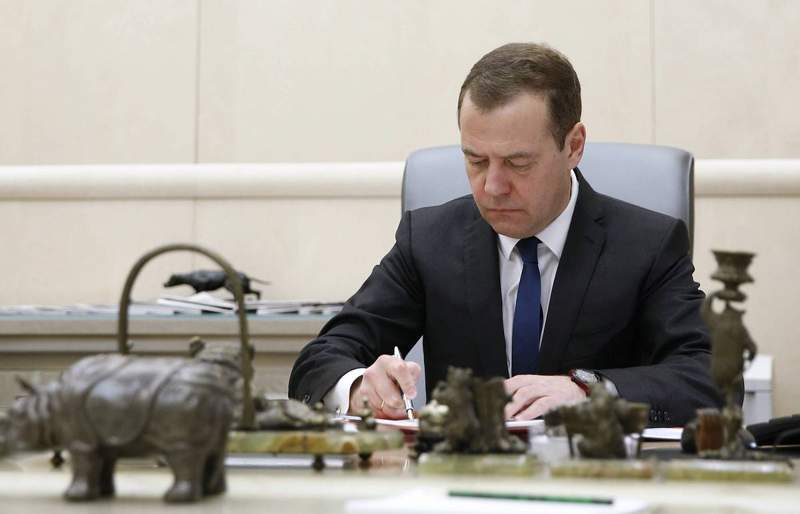 Дмитрий Медведев Қазақстанды «жасанды мемлекет» деп атады 