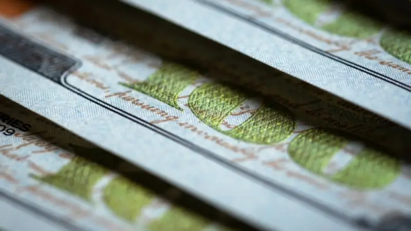 Доллар арзандай бастады