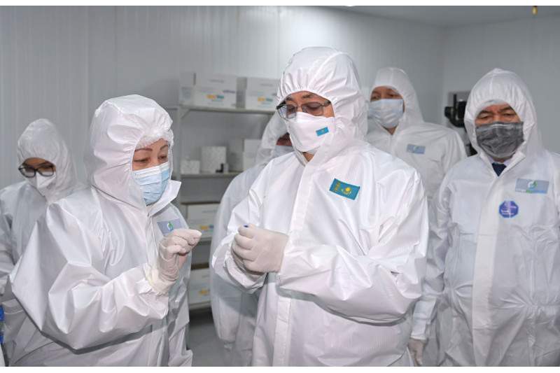 Мемлекет басшысы «Otarbiopharm» зауытына барды