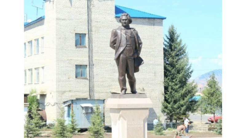 Алматы облысының әкімдігі Мұқағалидың аруағын қорлады