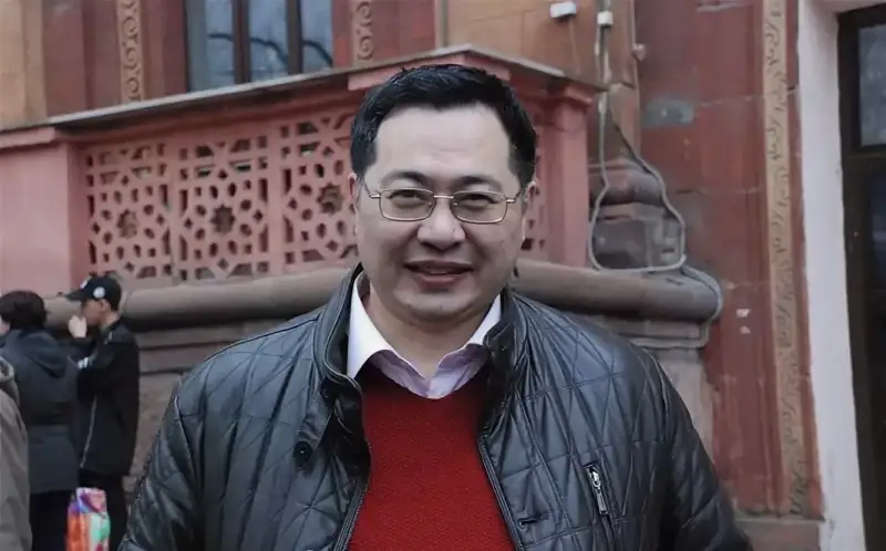 Ермек Нарымбаев Алматы әуежайында ұсталды
