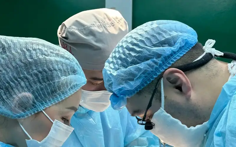 Қызылордалық дәрігерлер өт жолына күрделі отаны алғаш рет жасады